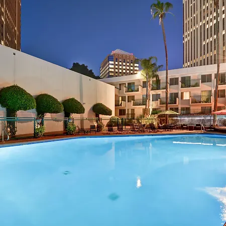 Doubletree By Hilton Phoenix Midtown-2