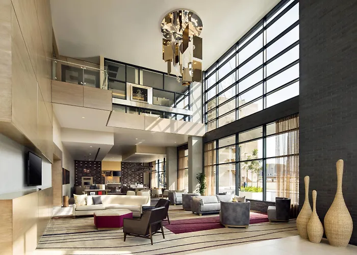 Hotels with pool Courtyard By Marriott Phoenix Downtown